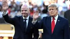Trump Bela Infantino, Sebut Pemecatan Presiden FIFA 'Kesalahan Fatal'