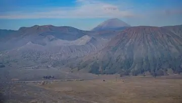Kebakaran Landa Bromo, Akses Wisata Ditutup Total di Empat Kabupaten Jatim