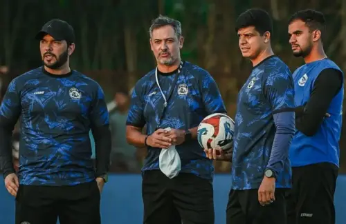 Evaluasi Pramusim Perkuat Amunisi Arema FC Jelang Super League 2026/27
