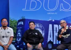 Bus Baru Mewah, Kado HUT ke-39 untuk Arema FC
