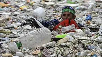 Filipina Terendam Banjir Sampah Akibat Musim Hujan Ekstrem