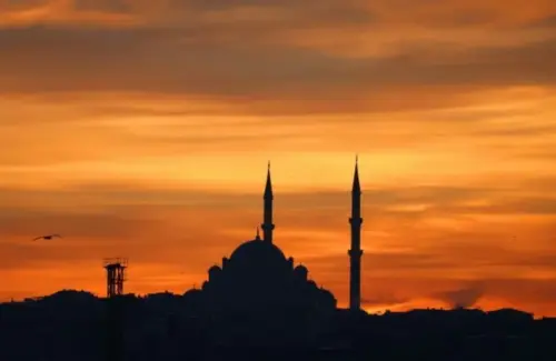 Jadwal Lengkap Imsakiyah dan Shalat untuk Sukabumi, 12 Agustus 2026