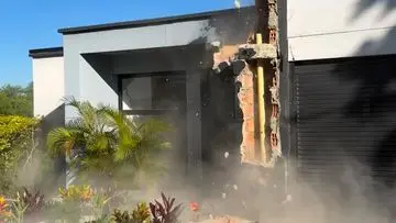 Gempa Kolombia 7,4 M Hancurkan Rumah, Keluarga Pasrah Saksikan Kehancuran
