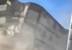 Gempa M 7,4 Guncang Kolombia, Bangunan Empat Lantai Ambruk