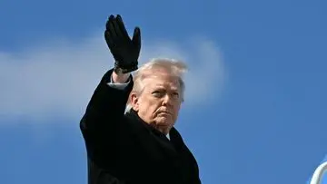 Perubahan Mendadak Pesawat Trump dan Isu Vonis Mati Assad: Analisis Peristiwa dan Dampaknya