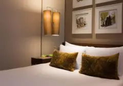 Jejak Sejarah Hotel: Dari Penginapan Sederhana hingga Kemegahan Modern