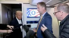 Donald Trump Curi-Curi Naik Pesawat Lain Tinggalkan KTT NATO Turki, Awak Media Tak Sadar