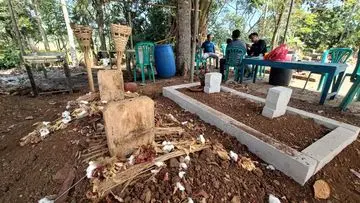 Ekshumasi Jenazah Sutrimo di Banyumas: Forensik Ambil Sampel untuk Investigasi Lanjutan