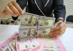 Rupiah Melemah Lagi, Dolar AS Bertengger di Rp17.865