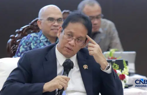 Pajak Pedagang Online Ditunda Hingga Ekonomi Tumbuh 6%, Kata Menkeu Purbaya