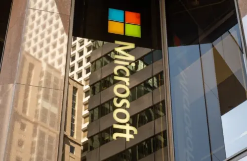 Lonjakan Perbaikan Keamanan Microsoft: AI Jadi Kunci dan Pemicu