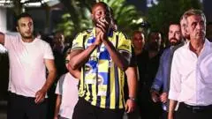 Romelu Lukaku Resmi Bergabung dengan Fenerbahce, Ungkapkan Momen Emosional