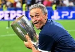 Mentalitas Juara Bawa PSG Raih Tropi Piala Super Eropa 2026, Luis Enrique Ungkap Kunci Sukses