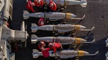 Dua Prajurit AS Tewas dalam Insiden di Kapal Induk USS Abraham Lincoln