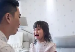 Panduan Dokter Anak: Mengendalikan Ledakan Emosi Anak di Tempat Umum