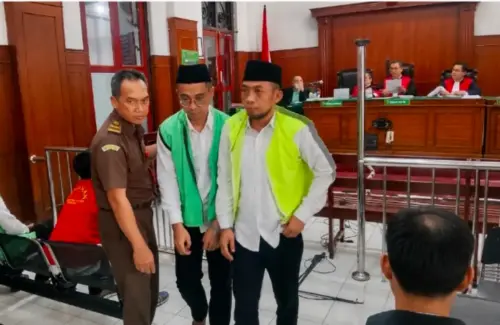 Pengusaha Buah Surabaya Didakwa Penganiayaan, Terancam Hukuman 5 Tahun Penjara