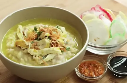 Inovasi Bubur Ayam Kuah Kuning: Lezatnya Pengganti Nasi dengan Oat