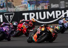 Brad Binder Akui Terlalu Jaga Ban Belakang di MotoGP Silverstone, "Mengambang" di Lintasan