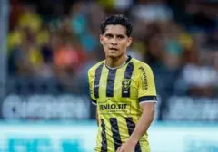 PSM Makassar Perkuat Lini Tengah dengan Navarone Foor, Gelandang Keturunan Indonesia