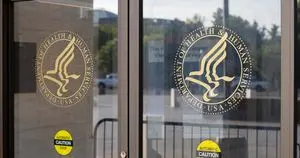 Dana Federal untuk Perawatan Afirmasi Gender pada Anak Dipangkas Mulai Oktober