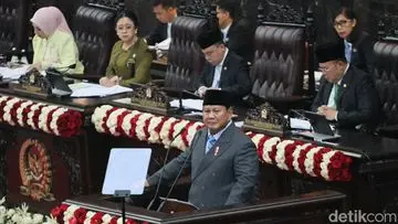 Prabowo Targetkan PLTS 100 GW, Tiap Desa Idealnya 1 MW