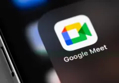 Google Meet Kini Bisa Rekam Notulen Rapat Tatap Muka dengan Bantuan AI