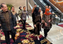 Khofifah Indar Parawansa dan Tri Rismaharini Saksikan Peresmian The Trans Luxury Hotel Surabaya