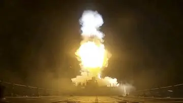 UEA Kutuk Serangan Kapal Tanker di Selat Hormuz, Tuduh Iran