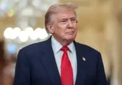 Trump Klaim Selat Hormuz Akan Jadi Wilayah AS, Iran Tolak Keras