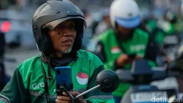 Prabowo Sebut Pendapatan Ojol Naik Drastis Pasca Perpres 27/2026, Asosiasi Sambut Baik