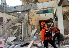 Gempa M7,7 Lumpuhkan Pelabuhan Maumere, Tim SAR Lakukan Penilaian Kerusakan