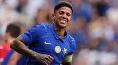 Sorotan Laga Aston Villa vs Chelsea: Debut Rogers, "Blueprint" Alonso, dan "Badai" untuk Fernandez