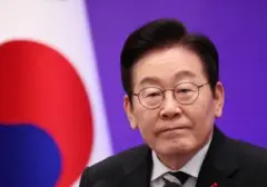 Presiden Korsel Lee Jae Myung Tawarkan Dialog untuk Akhiri Perang Korea Secara Resmi