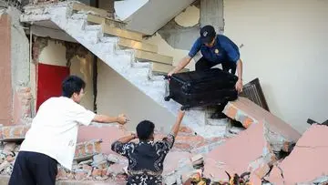 Media Internasional Pantau Gempa M7 NTT dan Peringatan Tsunami