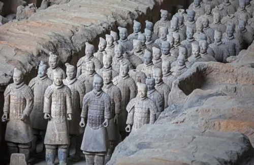 Makam Qin Shi Huang Misterius: Ancaman Kerusakan dan Merkuri Menghalangi Arkeolog