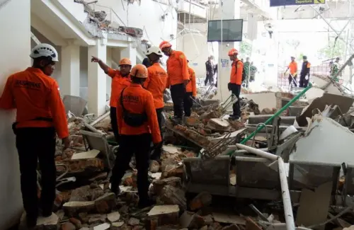 Pemerintah Prioritaskan Pemulihan Akses Logistik Pascagempa M 7,7 di NTT