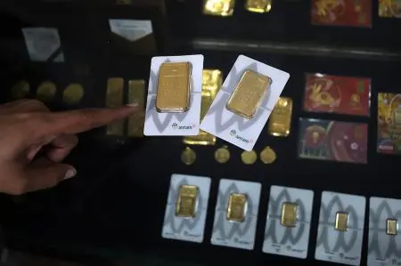 Emas Antam Bertahan di Rp2,67 Juta per Gram, Harga Buyback Stabil