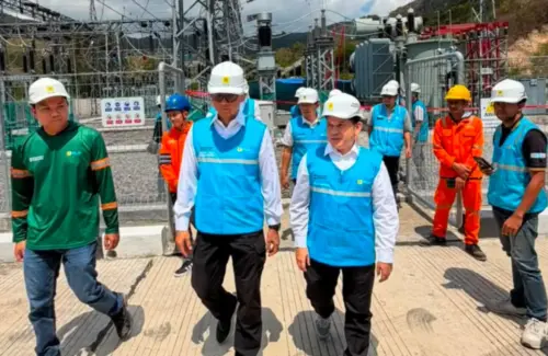 Pasokan Listrik Flores Pulih, PLN Prioritaskan Distribusi ke Warga Pasca Gempa NTT