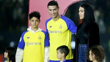 Pernikahan Intim Cristiano Ronaldo dan Georgina Rodriguez Digelar di Ruang Tamu