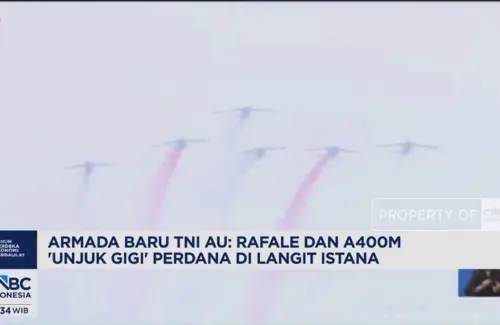 Jet Tempur Rafale dan Pesawat Angkut A400M Unjuk Kebolehan di Istana Merdeka