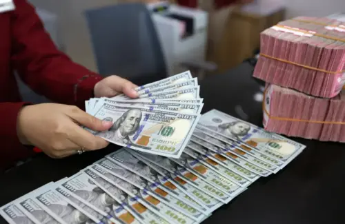 Rupiah Diprediksi Menguat: Sentimen Ekonomi AS dan Kebijakan BI Kunci Penguatan