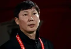 Kim Sang Sik Ingatkan Vietnam Waspada Meski Unggul Agregat 2-0 atas Malaysia