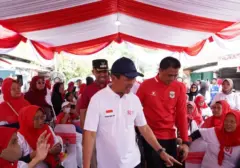 KKP Tebar 4 Ton Ikan Gratis di Jakarta Rayakan HUT RI ke-81