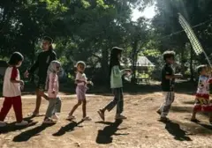 Mengenali 7 Indikator Kesehatan Mental Positif pada Anak