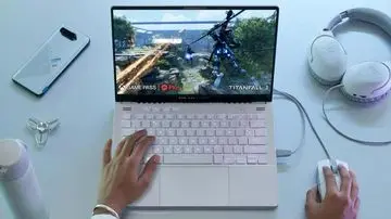 Perbedaan Suhu Laptop Gaming di Meja Kayu dan Logam: Studi Kasus Pengguna