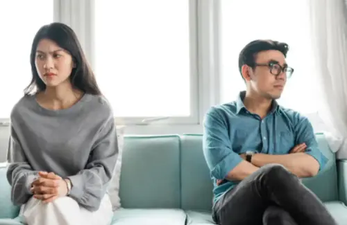 Kenali 7 Sinyal Peringatan dalam Chat WhatsApp untuk Deteksi 'Red Flags' Hubungan