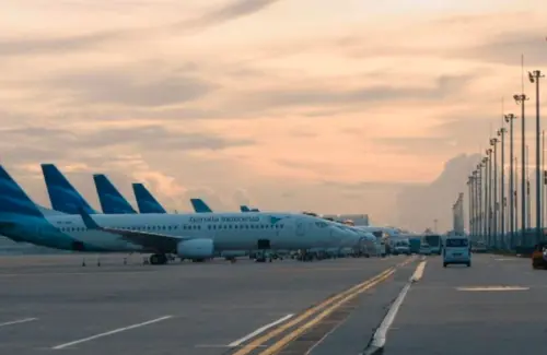 Garuda Indonesia Jelaskan Pemberhentian Direktur Niaga Reza Aulia Hakim