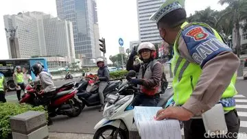 Tilang Manual Tetap Berlaku untuk Pelanggaran Tertentu, Simak Daftarnya