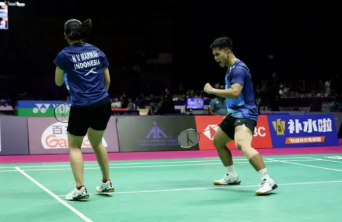Amri/Nita Bikin Kejutan di Kejuaraan Dunia BWF 2025, Singkirkan Juara All England