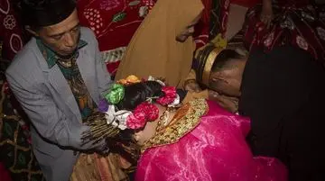 Pernikahan Dini di Takalar: Pengantin Belia 15 dan 13 Tahun, KUA Jelaskan Aturan
